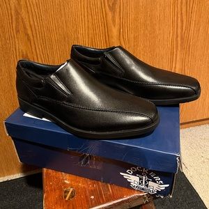 Mens Dockers Director II slip resistant shoes